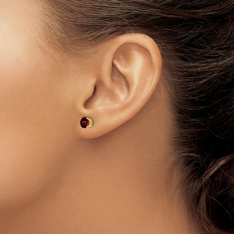 14k 5mm Garnet Post Earrings