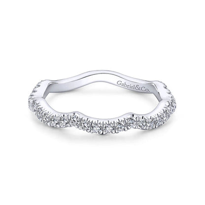 Gabriel & Co. Calm Curved Diamond Wedding Band